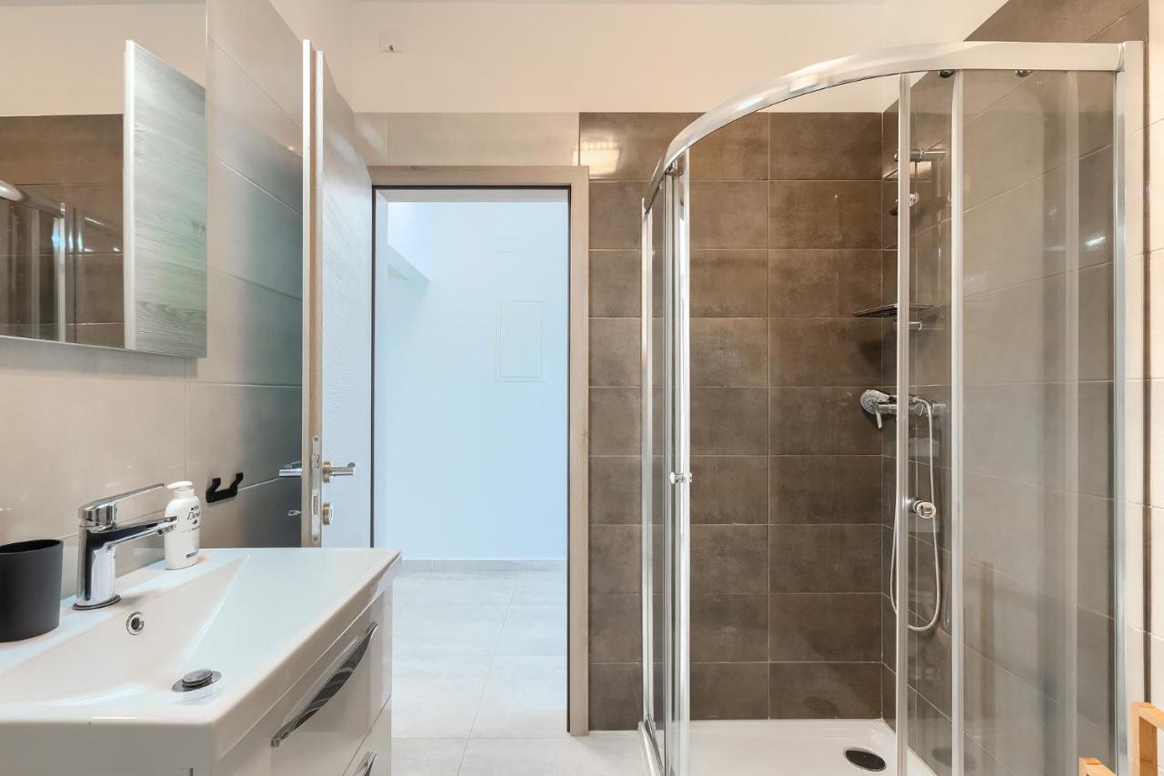 Dali Apartman *