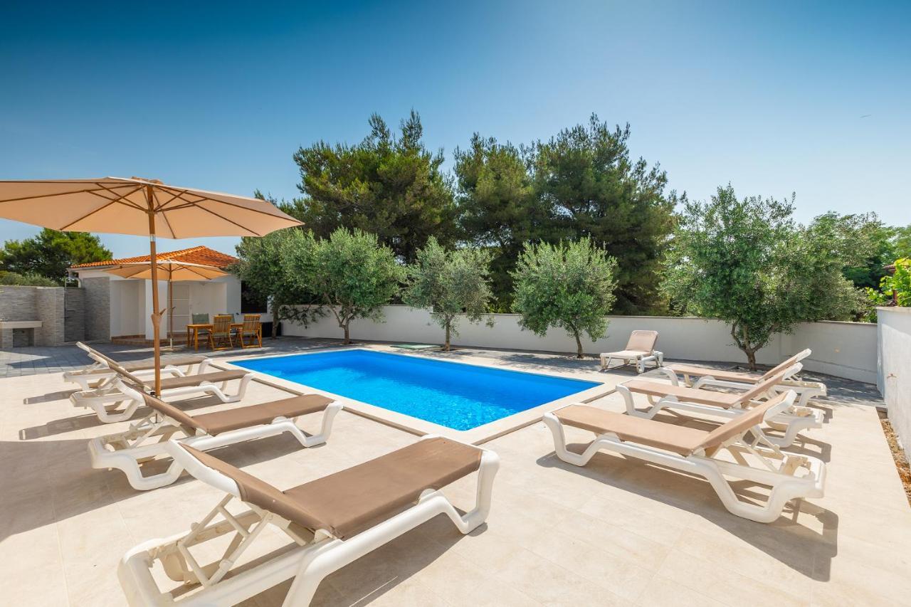 Dali Apartman